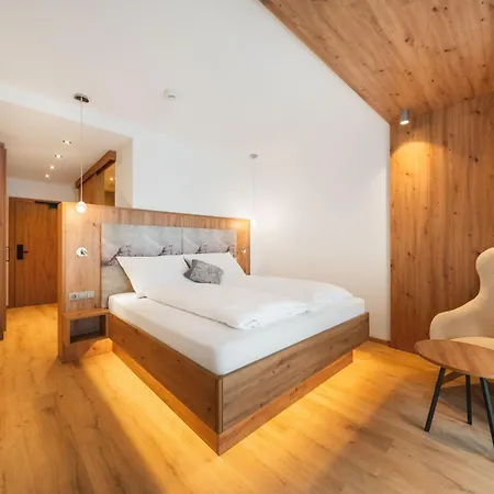 Hotel Sabine & Dein In